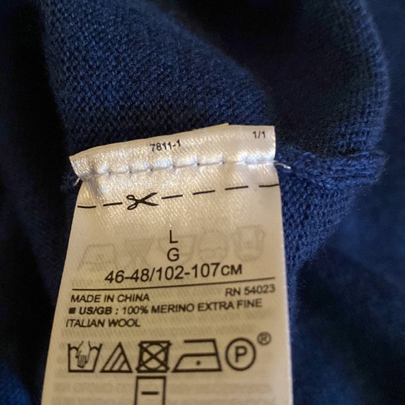 Banana Republic stunning blue Italian Yarn by Baruffa stretchy sweater. - Picture 8 of 11